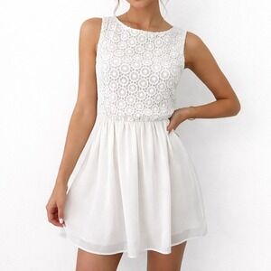 Alythea Crochet Lace Chiffon Dress Womens Small White Sleeveless Mini Reception